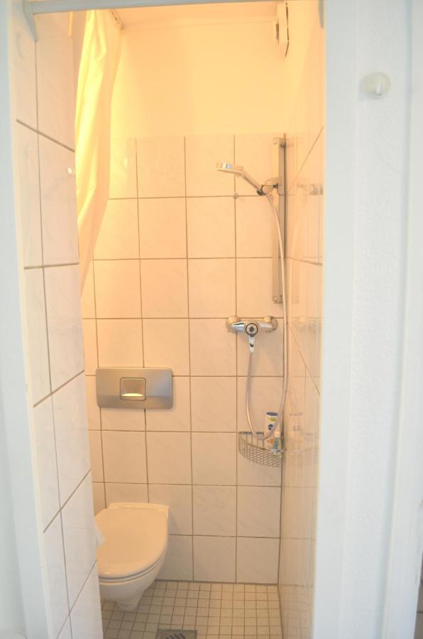 Av No.1 Lägenhet Düsseldorf Exteriör bild